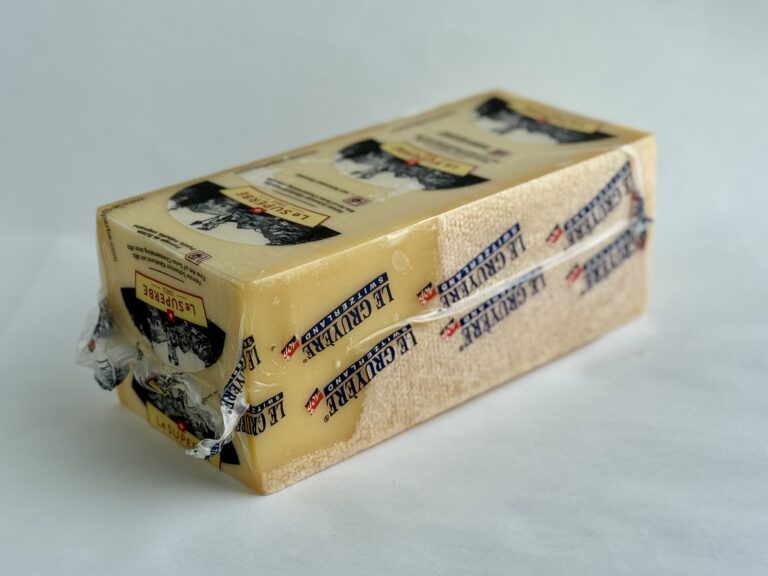 原材料高騰の今、業務用チーズの選び方