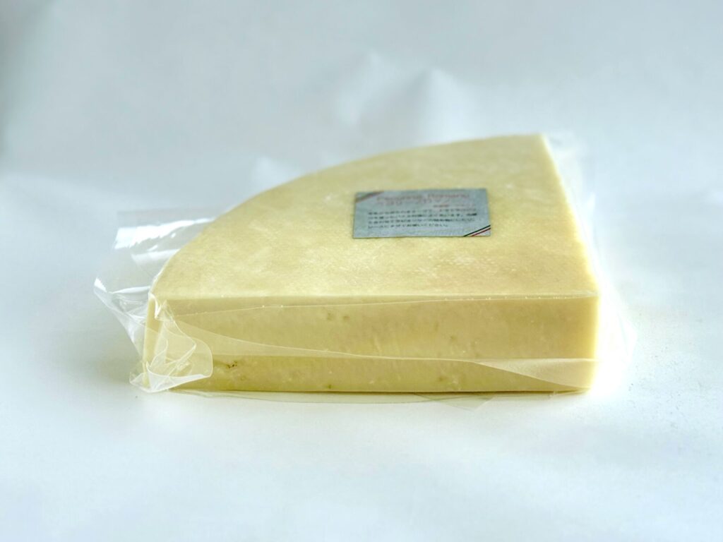 ペコリーノロマーノ横